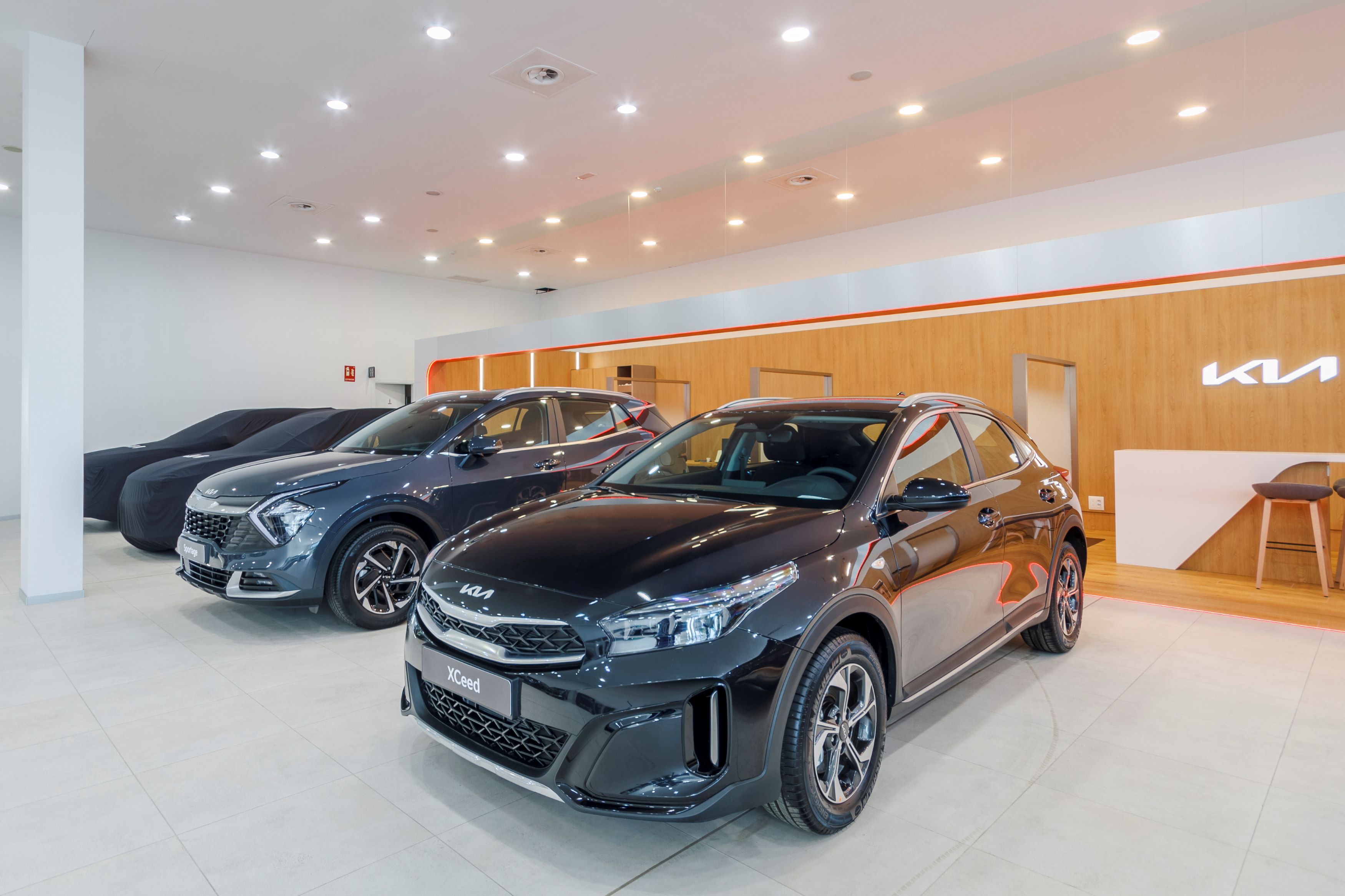 KIA YOMOVO INTEGRAL CAR - SANT CUGAT